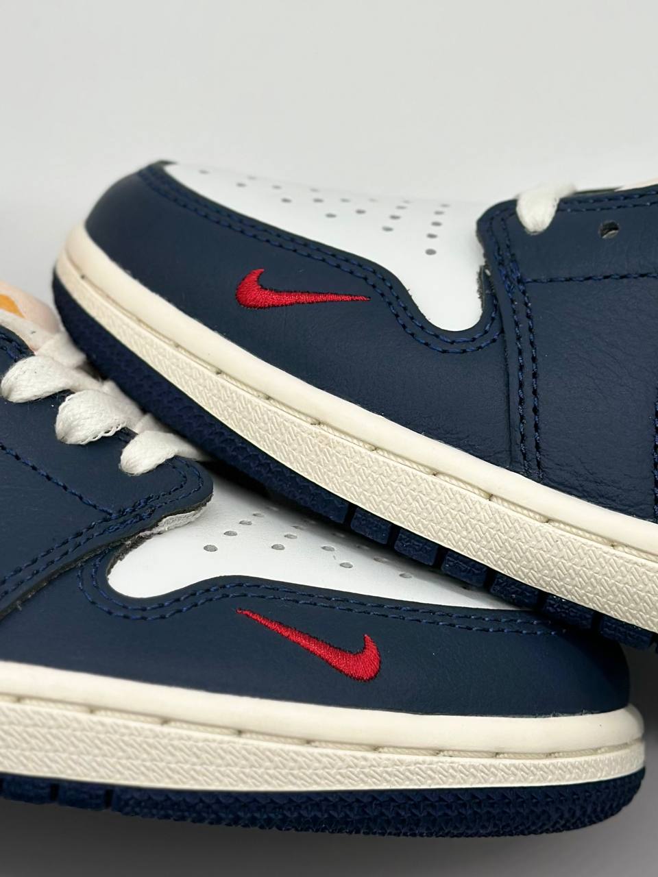 Jordan 1 Low OG Howard University